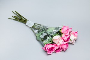 Пакет цветочный Рюмка 30/40 Бант цветной рисунок белый фото